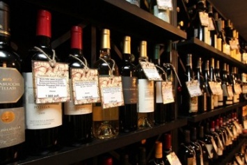 Севастопольские депутаты предлагают изменить федеральный закон, чтобы помочь местным торговцам алкоголем