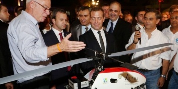 У Медведева могут изъять подаренный в Израиле беспилотник