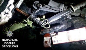 В Запорожье у пьяного водителя иномарки нашли оружие