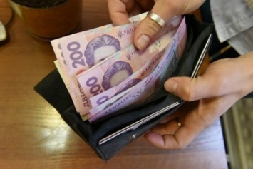 Чем грозит Каменскому повышение зарплаты до 3200 гривен