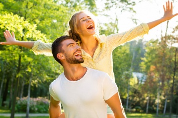 Идеальный брак: топ-5 главных правил для семейного счастья