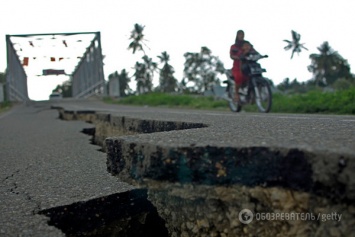 Разрушительное землетрясение в Индонезии: число жертв и раненых резко выросло