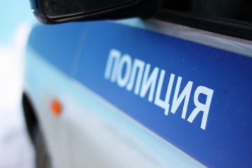 Трое неизвестных на Mercedes отобрали у курьера суши в Москве?
