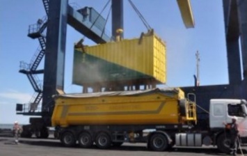 Мариупольский порт планирует строить контейнерный терминал