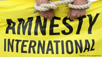 Amnesty International раскритиковала нарушения прав человека в России и Турции