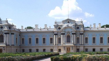 На реконструкцию Мариинского дворца выделили почти 30 млн грн