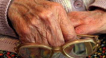 На Сумщине разыскивают двух женщин, которые обворовали 80-летнюю пенсионерку