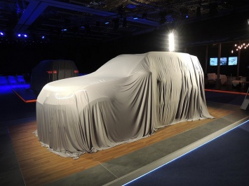 В Россию приехал новый Land Rover Discovery