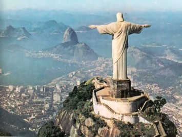 В Бразилии стартовала кампания по сбору средства на реставрацию статуи Христа