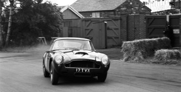 Aston Martin еще раз построит DB4 GT