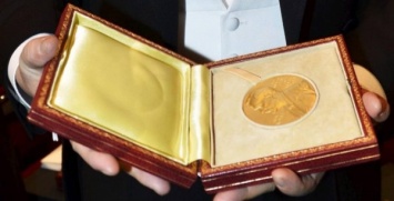 Вручение Нобелевской премии пройдет в Стокгольме и Осло