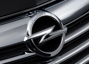 Opel опроверг информацию о возврате автобренда на рынок России