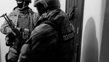 Затоку "трясут" силовики: идут обыски и задержания чиновников