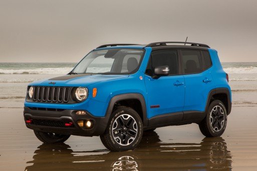Дилеры Jeep начали прием заказов на самый дешевый автомобиль бренда (ФОТО)