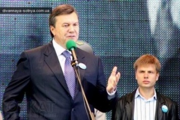 Георгиевские ленты, Янукович и Вассерман: Блоггер освежила память нардепу Гончаренко (ФОТО)