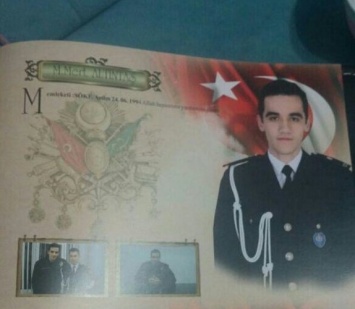 Российского посла убил действующий сотрудник турецкой полиции