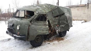 Военные попали в ДТП на Луганщине (фото)