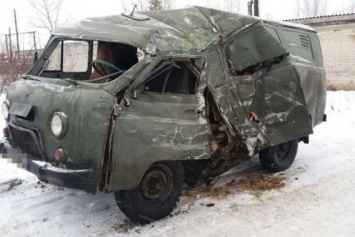 Силовики попали в аварию на Луганщине, есть пострадавшие