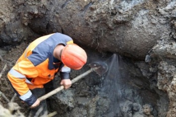 В селе Доброполье оперативно ликвидировали порыв трубопровода