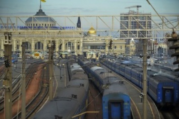 Одесса с высоты птичьего полета: как с вокзала уходят поезда (ФОТО)
