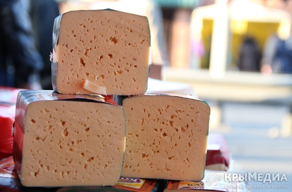 В Крым будут возить сыр из Алтайского края