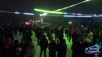 Новогодняя ночная дискотека в Геническе