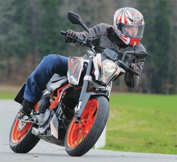 Представлена неожиданная модификация нового мотоцикла KTM Duke 390