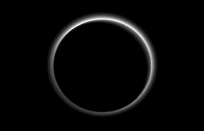 Аппарат New Horizons снял затмение Солнца Плутоном