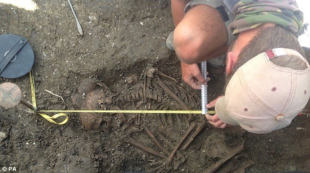 Под Стоунхенджем нашли скелет жителя Бронзового века