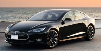 Компания Tesla не справилась с планом продаж электрокаров за прошлый год