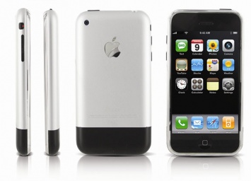 С юбилеем, iPhone! 10 лет назад Стив Джобс представил первый смартфон Apple