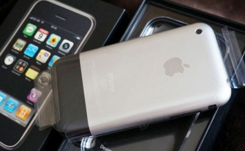 «Это было настоящее чудо!» Владельцы iPhone вспоминают первый смартфон Apple