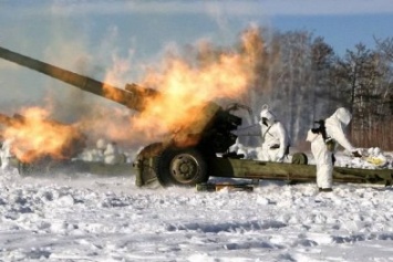 Боевики «ДНР» перебрасывают в район Светлодарской духи бронетехнику и артиллерию