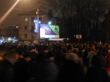 В Петербурге остановлено движение метро из-за мужчины на рельсах