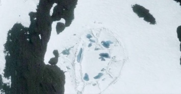 В Антарктиде найдены руины загадочного огромного здания?