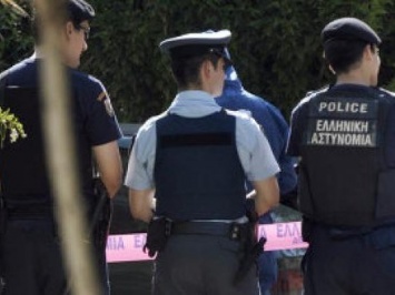 В Афинах обстреляли автобус спецназа полиции