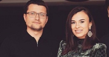 Крымский «чиновник», который тратил выделенные на дороги Крыма средства на свою невесту, вынужден уйти с поста - СМИ