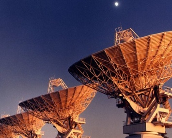 Ученые назвали предполагаемые причины появления космических радиовсплесков