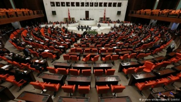 Парламент Турции приблизил переход к президентской республике