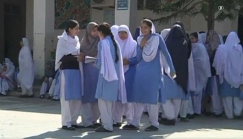 ЕСПЧ не разрешил школьницам-мусульманкам пропускать бассейн из-за мальчиков