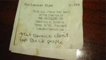 Американцы собирают деньги официантке, получившей расистскую записку