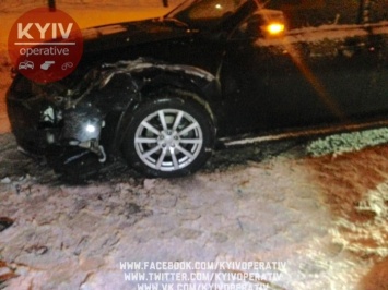 "Принципиальный" водитель спровоцировал аварию в Киеве