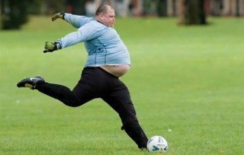 В Великобритании становится популярным движение по борьбе с лишним весом с помощью футбола