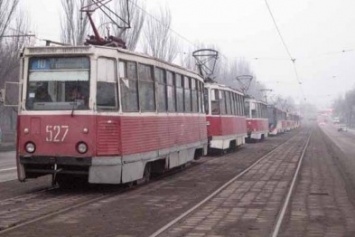 В Мариуполе заводчане временно остались без трамваев