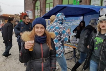 В Николаеве состоялась акция "Тепло в ваших руках" (ФОТО)