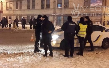 Запорожские полицейские сбили женщину