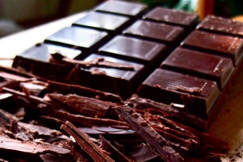 Раскрыто новое полезное свойство темного шоколада