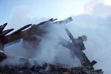 Жительницу запорожского села пожар оставил без запасов пшеницы