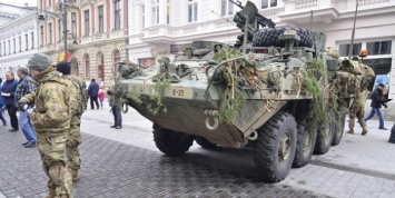 В Кремле назвали угрозой для России американскую бронетехнику в Польше