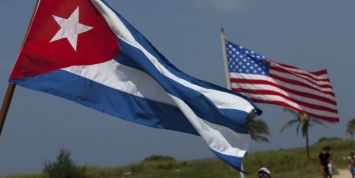США отказались принимать кубинцев, прибывших без виз